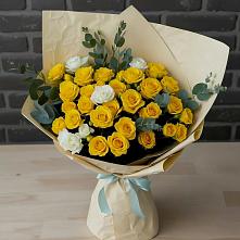 Букет цветов из:  Розы в Сусанино