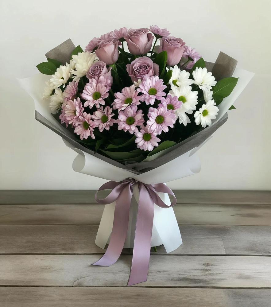 Букет цветов из: Хризантемы и Розы в Сусанино