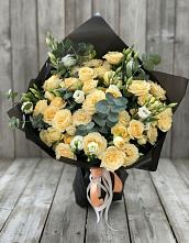 Букет цветов из:  Розы и Лизиантусы #REPLACE_PRED# Сусанино