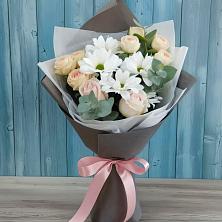 Букет цветов из:  Хризантемы и Розы в Сусанино