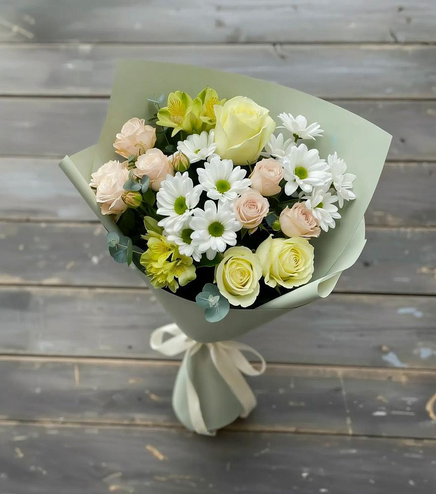 Букет цветов из: Альстромерии, Розы и Хризантемы в Сусанино