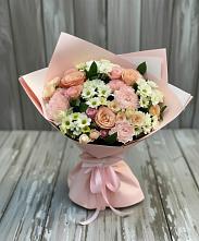 Букет цветов из:  Гвоздики, Розы и Хризантемы в Сусанино