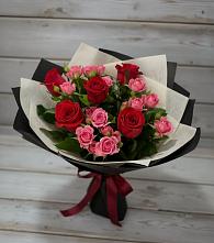 Букет цветов из:  Розы в Сусанино