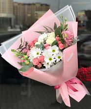 Букет цветов из:  Розы, Лизиантусы и Хризантемы в Сусанино